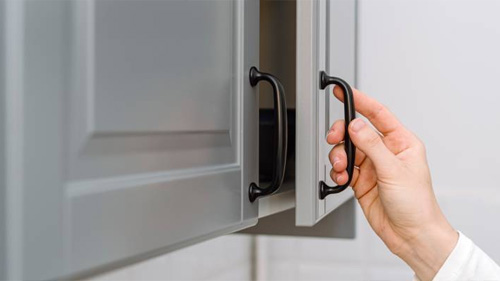 علت باز نشدن یا بسته نشدن درست درب کابینت با جک