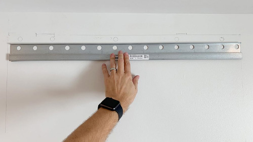 آموزش نگهداری و سرویس دوره‌ای ریل‌های کابینت برای افزایش طول عمر