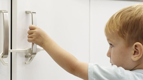 ریل‌های کشویی با قابلیت قفل کودک