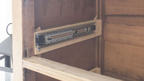 آیا استفاده از ریل کابینت ارزان منطقی است؟