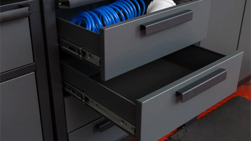 تحلیل عملکرد جک‌های کابینت در سبک‌های طراحی متقارن و نامتقارن